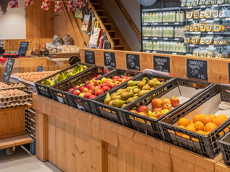 Boerderijwinkel-Lagerweij-streekproducten-groente-fruit